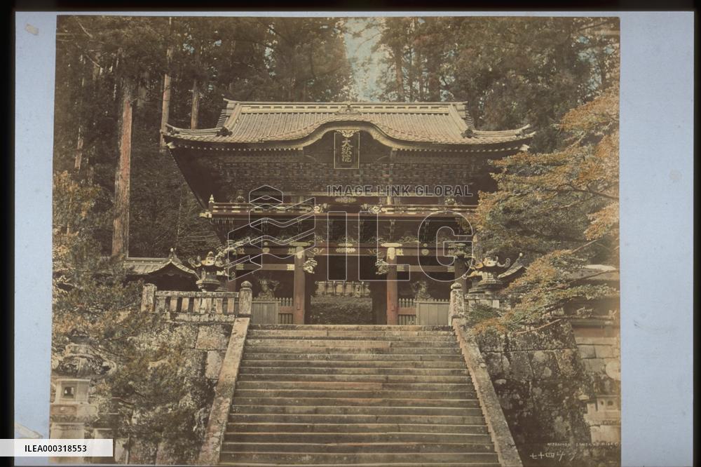 The Nitenmon Gate,Taiyuin Shrine,Nikko