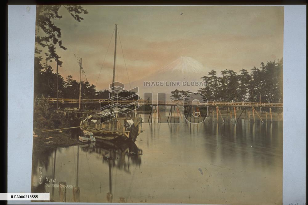 Mt. Fuji seen from Numakawa,Tagonoura
