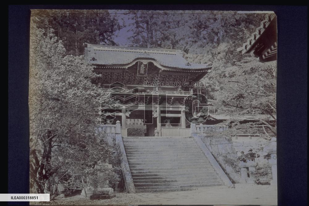 The Nitenmon Gate,Taiyuin Shrine,Nikko