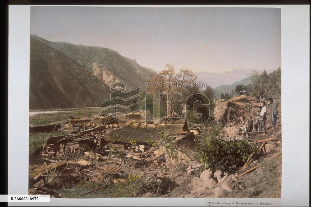 Great Nobi Earthquake (inundation of Tenjindo Shrine at Neomura)