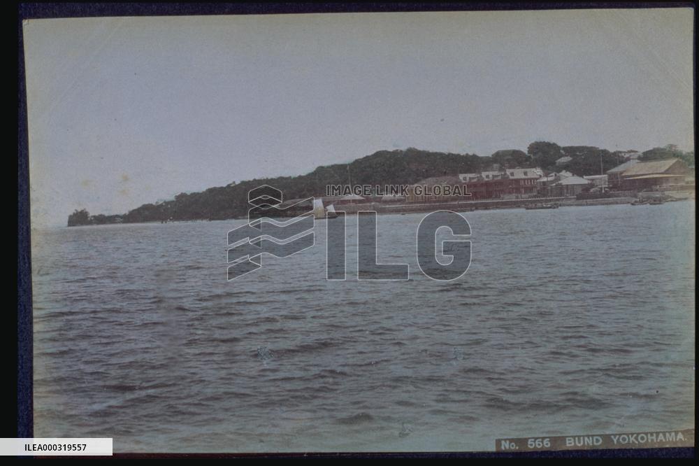 A view of the Bund Yamate from the sea