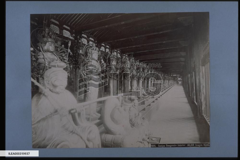 The thousand Kannon images in Sanjusangendo Temple