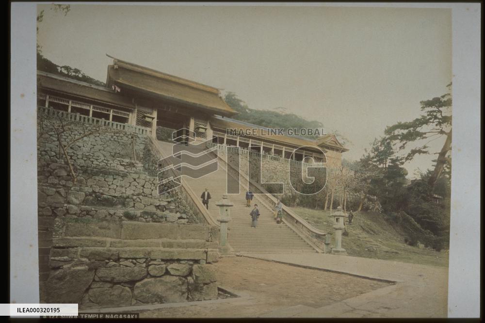 The long slope,Suwa Shrine