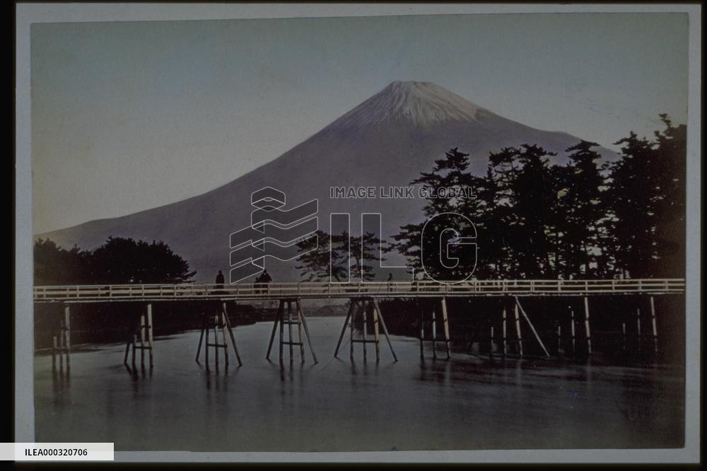 Tagonoura Bridge and Mt. Fuji