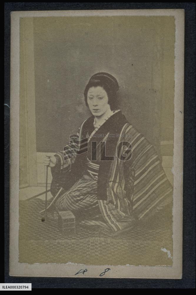 An onnagata (female impersonator in kabuki)
