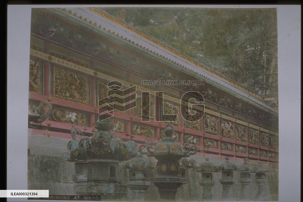 Carvings at the cliosters of the Yomeimon Gate,Toshogu Shrine,Nikko