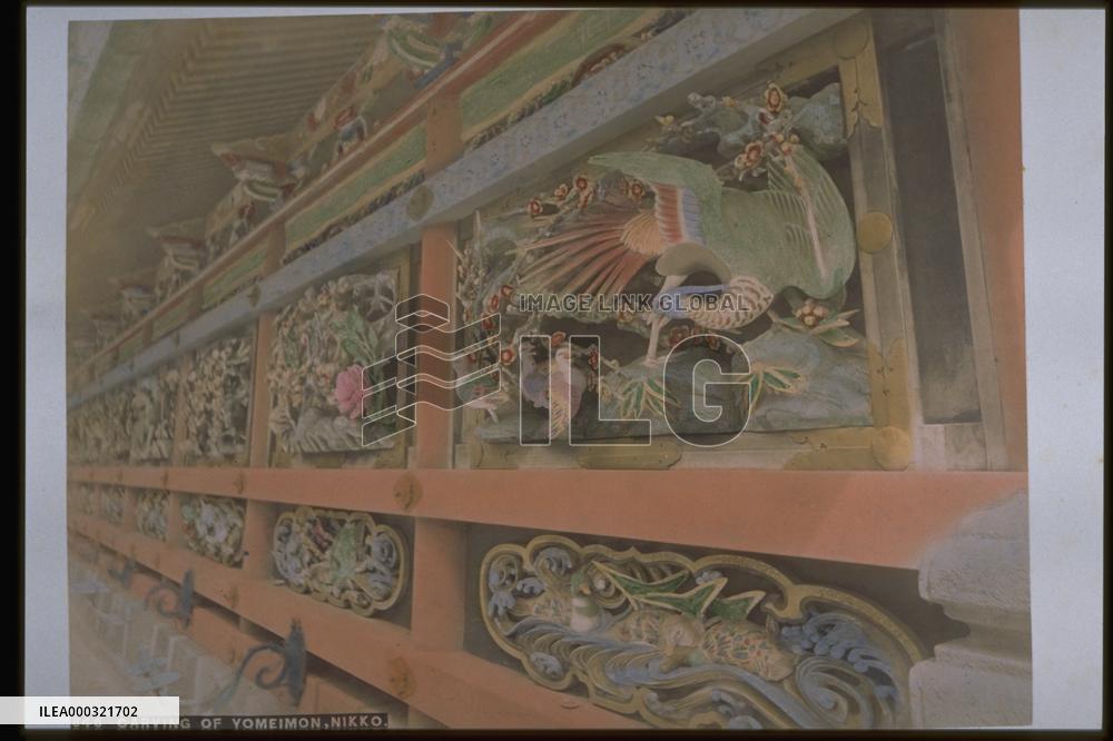 Carvings at the cliosters of the Yomeimon Gate,Toshogu Shrine,Nikko