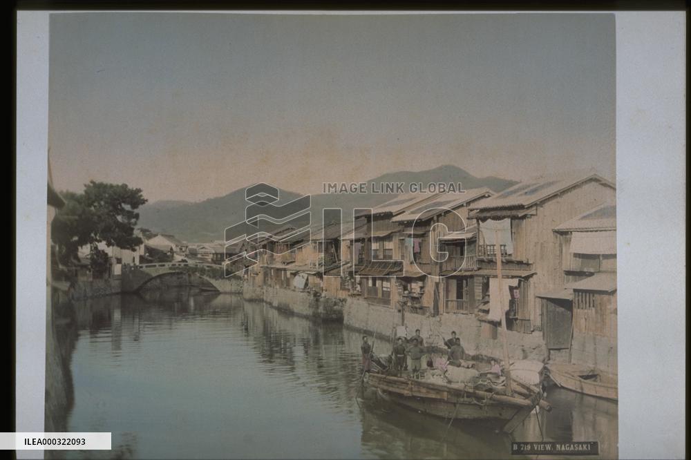 Nakashima River and Yorozu-bashi Bridge