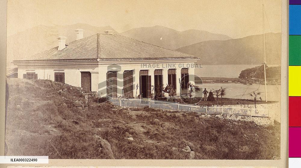 The residence of Mr. Sunbeyu on Pagoda Island