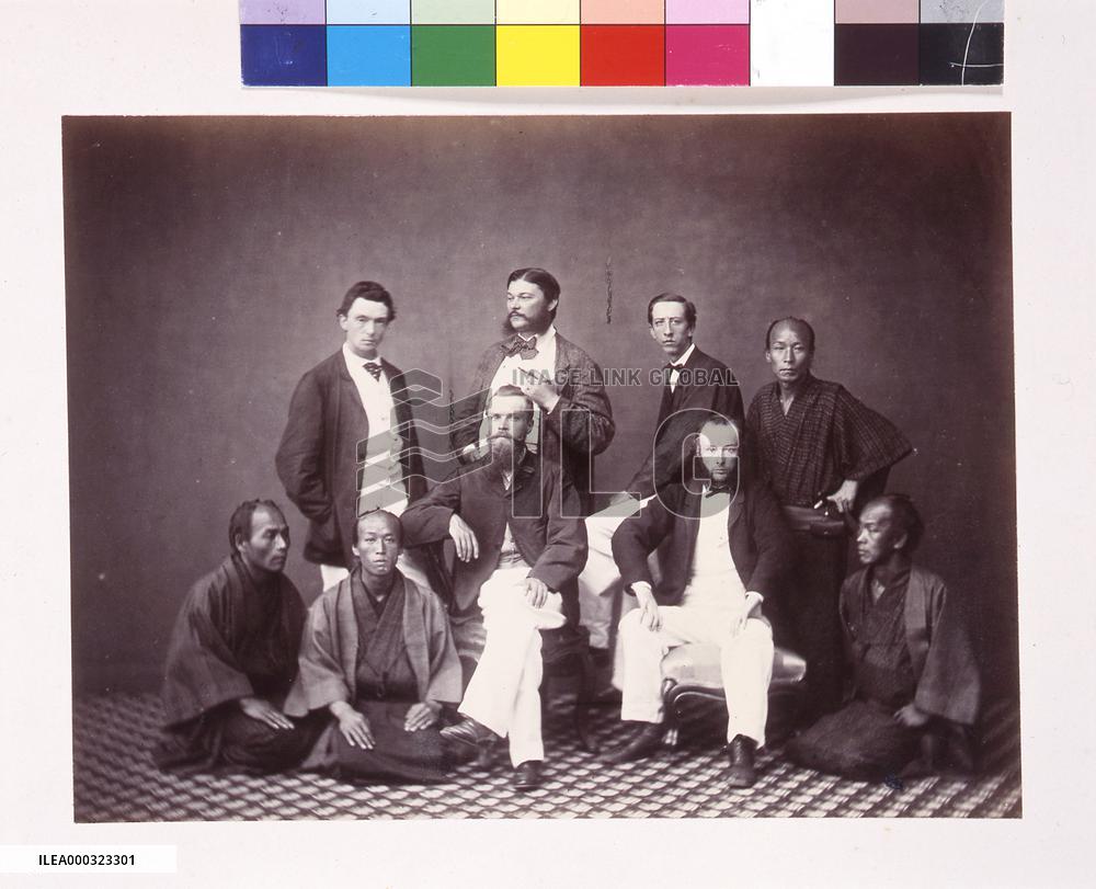 The Dutch and the Japanese Commoners