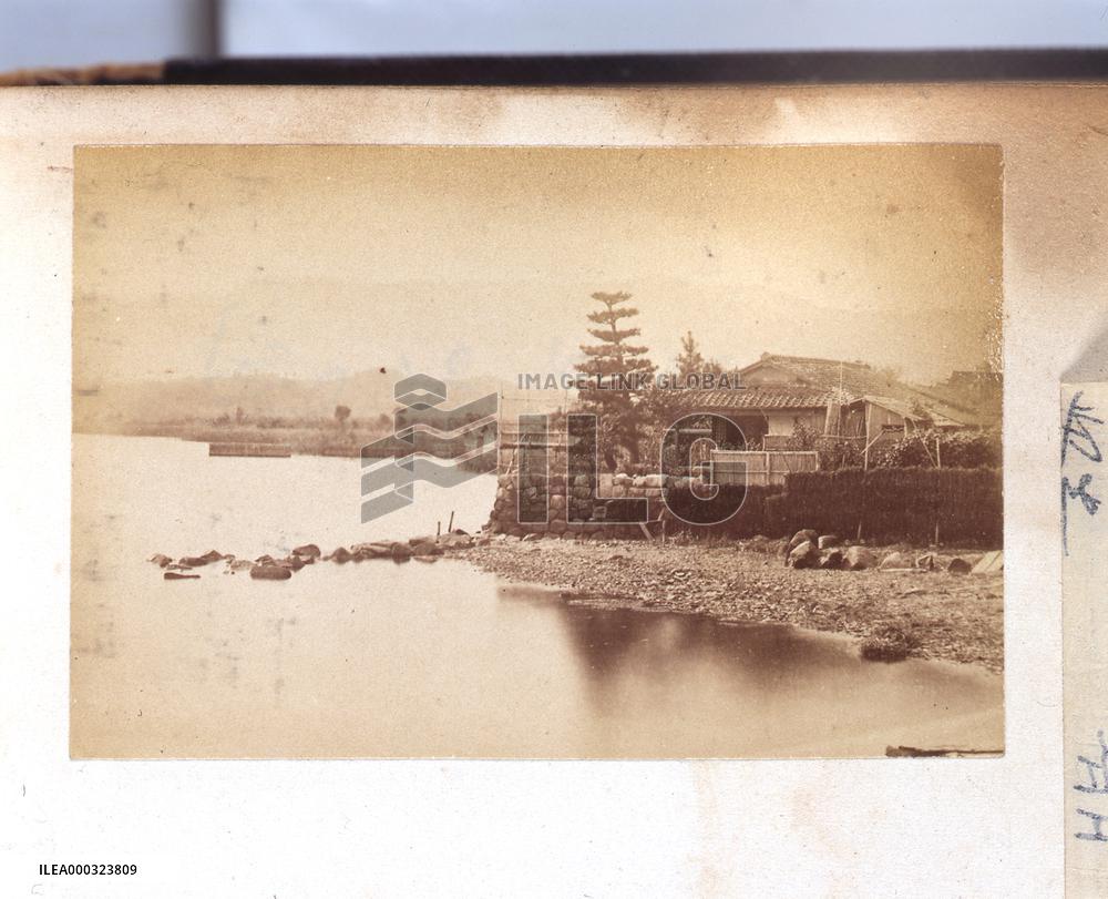 Distant view of Hira