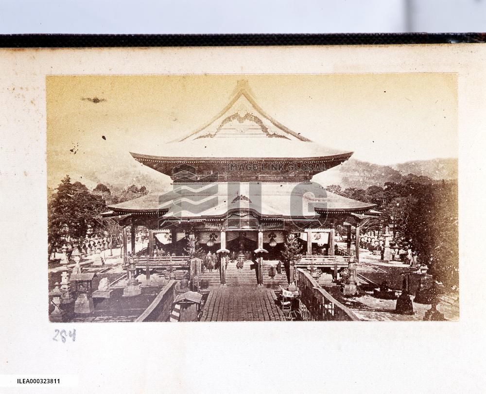 The Main Temple of Zenkoji