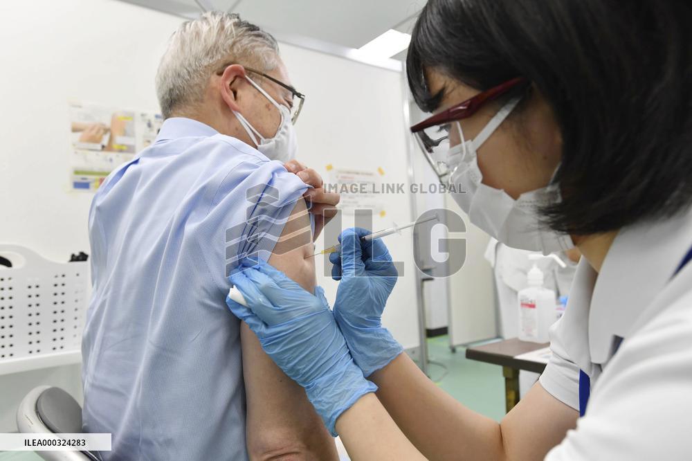 Mass vaccination center in Tokyo
