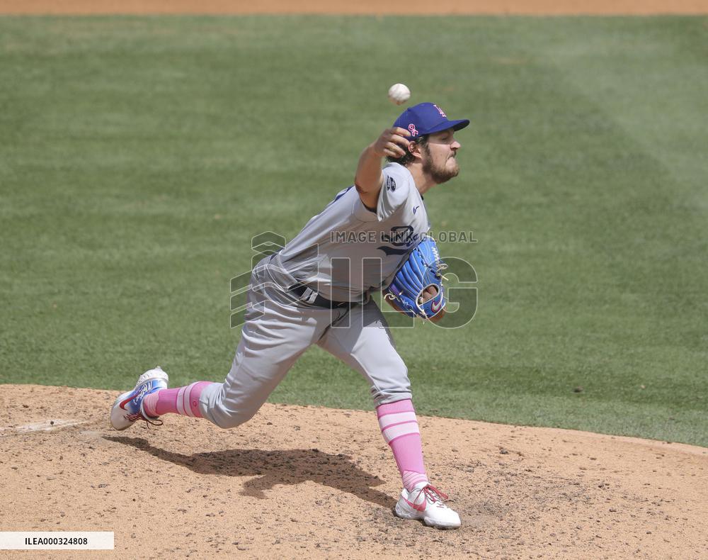 Baseball: Dodgers pitcher Bauer
