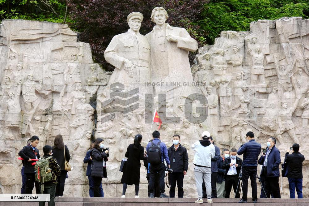 "Red tourism" in China