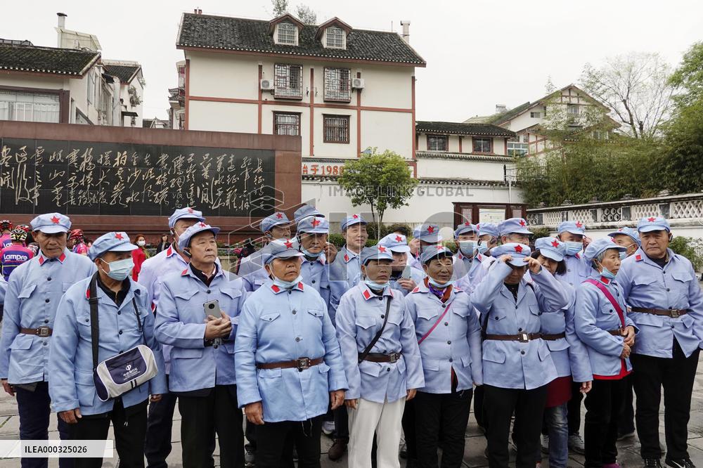 "Red tourism" in China