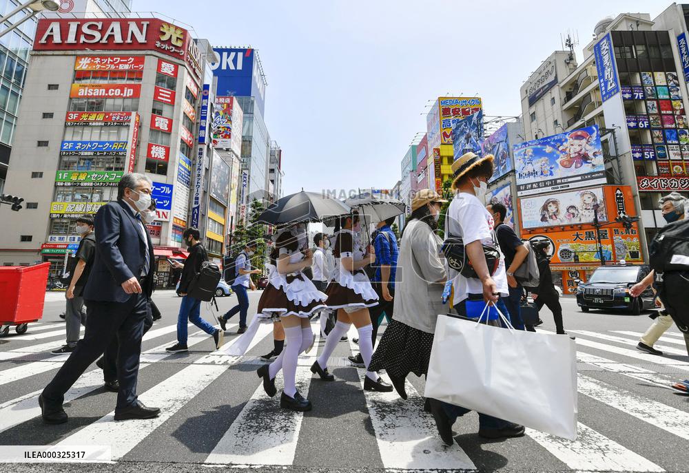 Hot temperatures in Tokyo