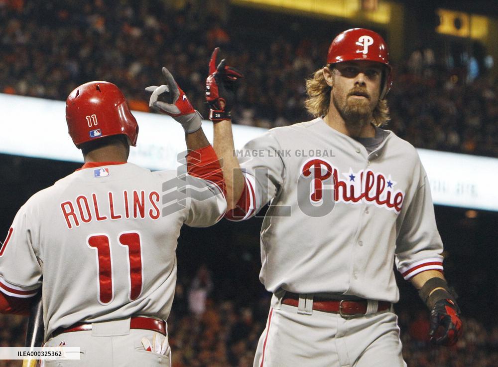 Phillies' Werth homers in Game 5
