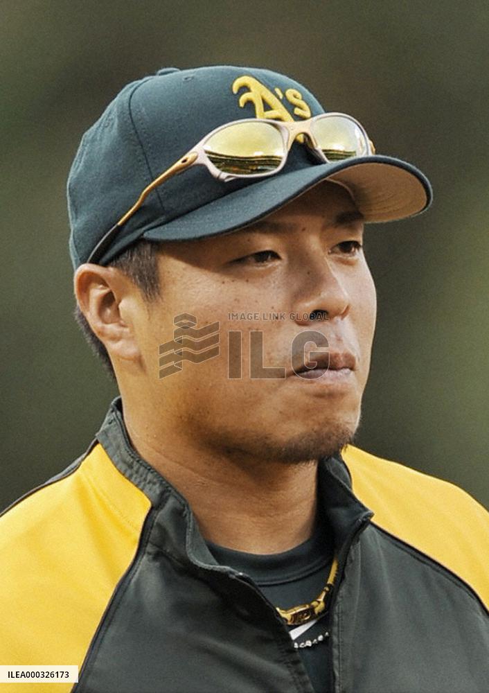 Athlectics releases Iwamura