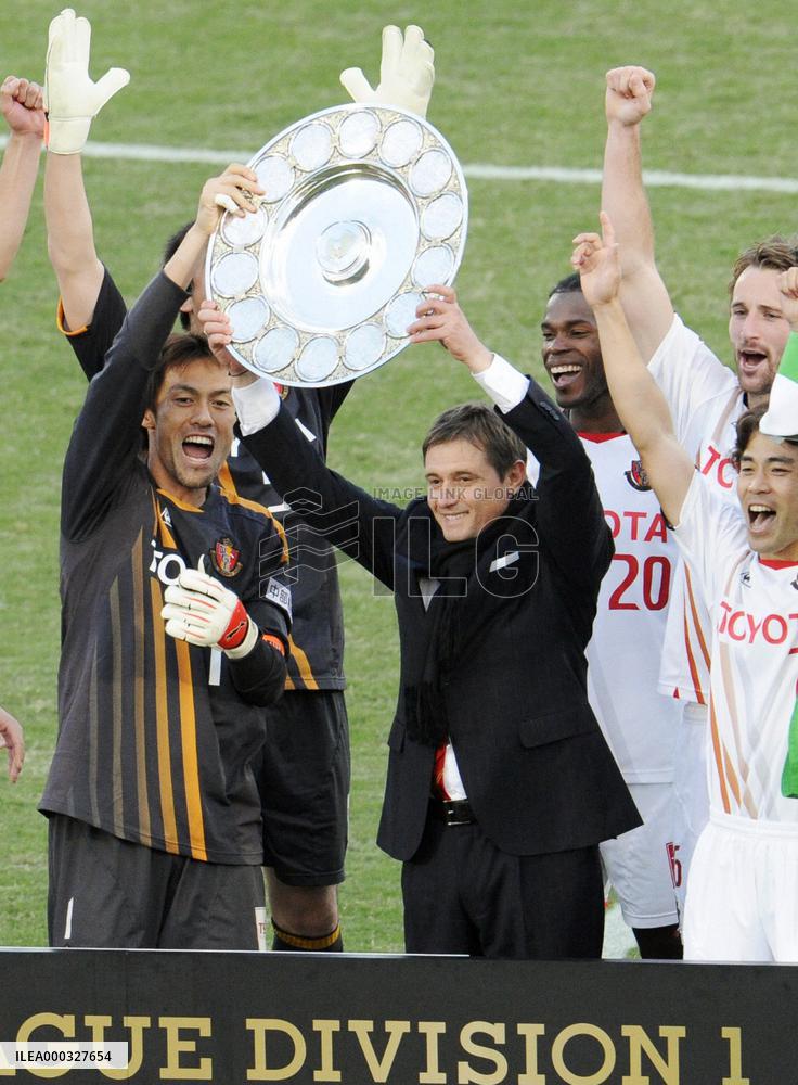 Nagoya win 1st J-League title