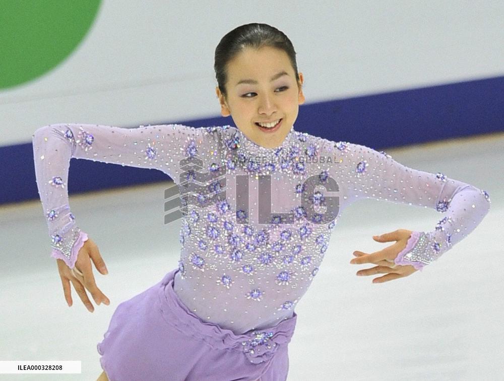 Asada wins Rostelecom Cup