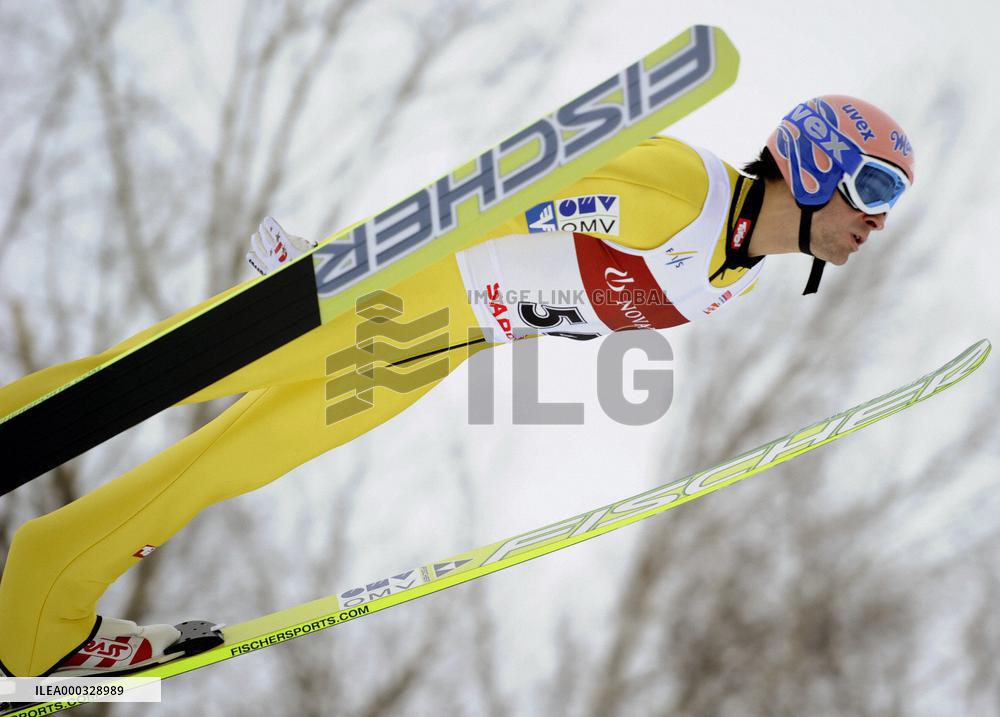Kotooshu vs. Kisenosato