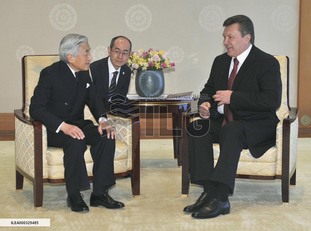 Japanese emperor, Ukrainian president meet