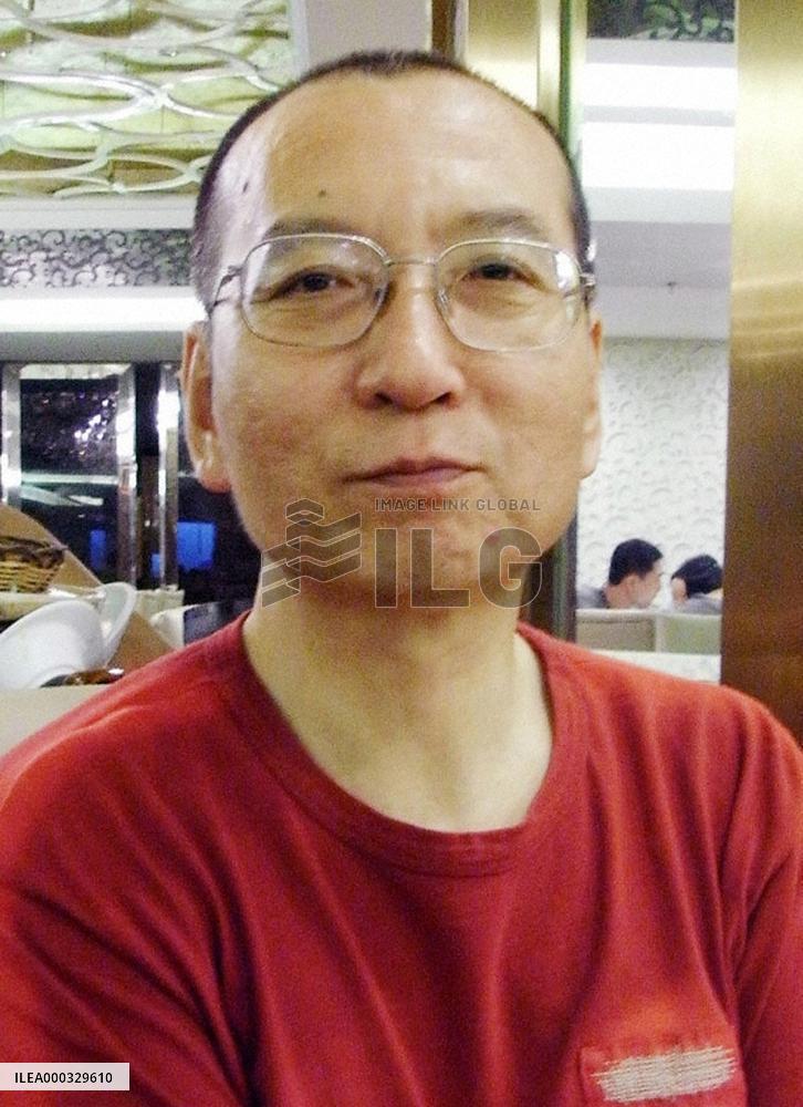 Obama calls on China to free jailed dissident Liu