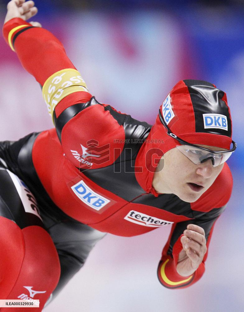 Speed skater Wolf wins women's 500 meters