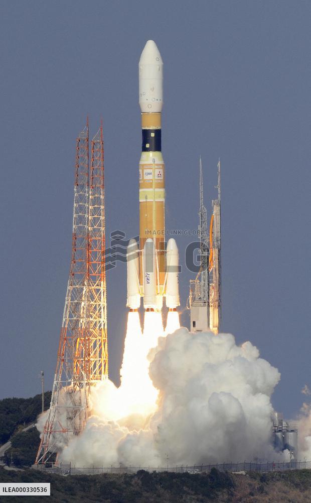 Japanese rocket carrying cargo heads for space station