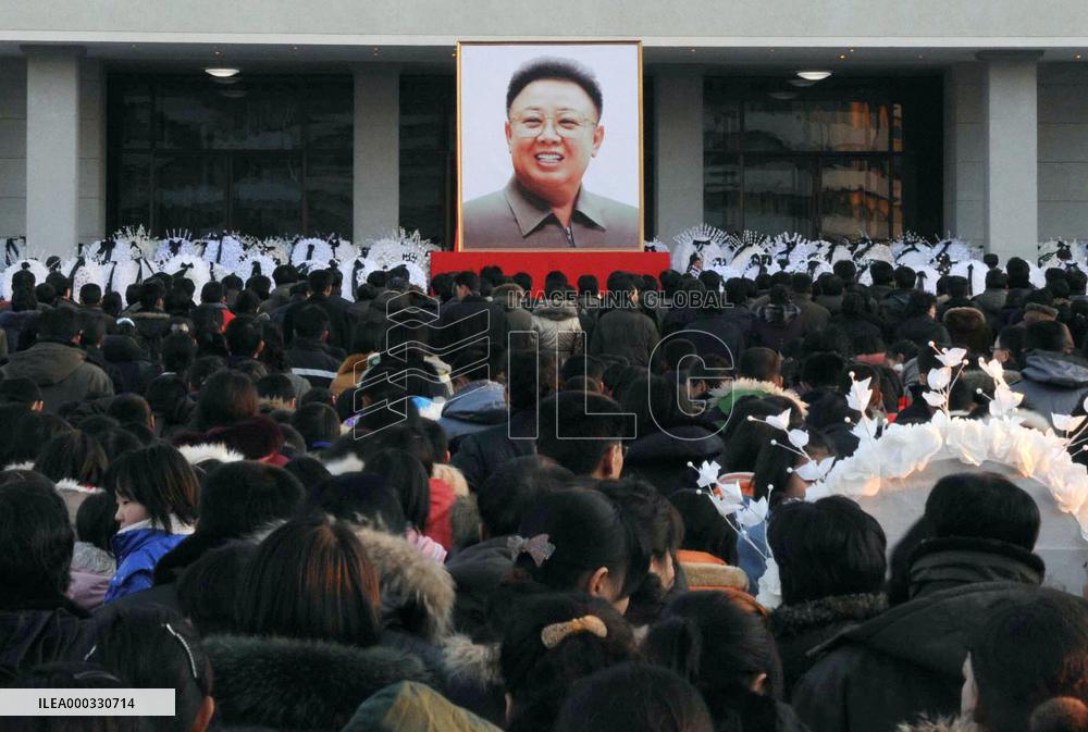 N. Koreans mourn Kim Jong Il
