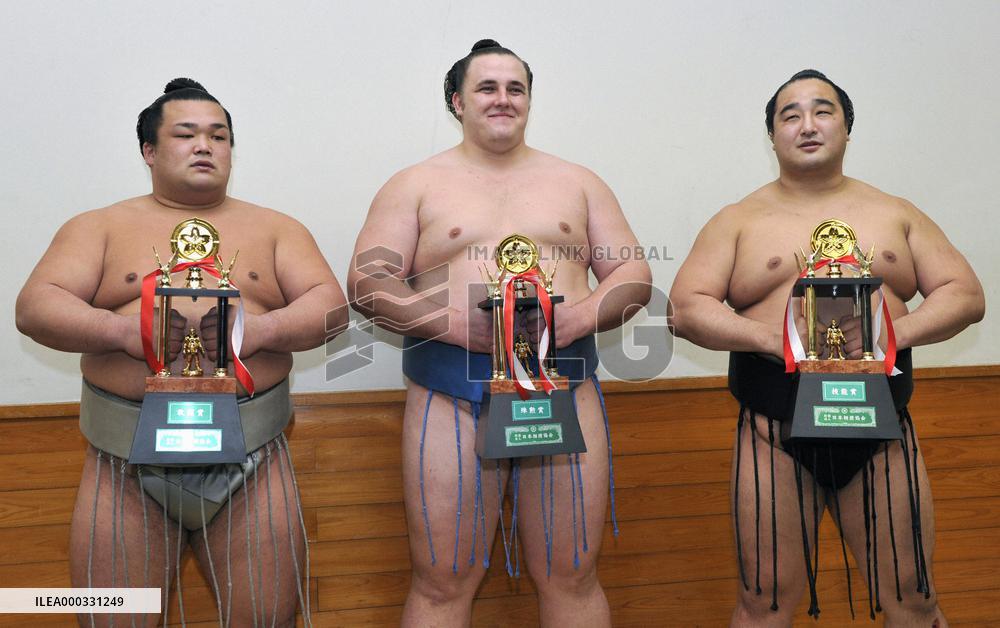 Recipients of three special prizes at New Year basho