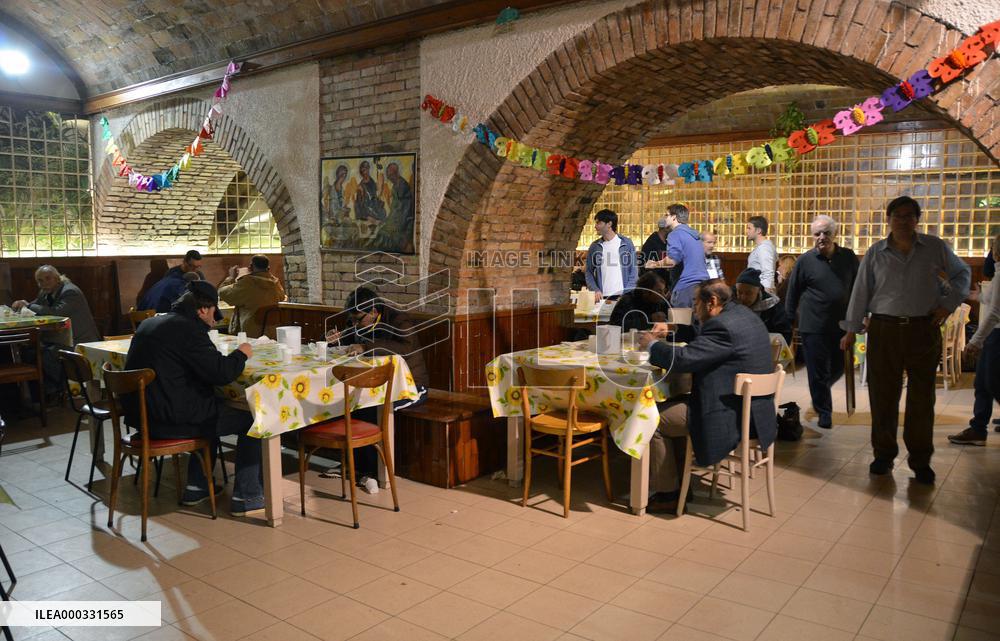 Charity meals in Italy