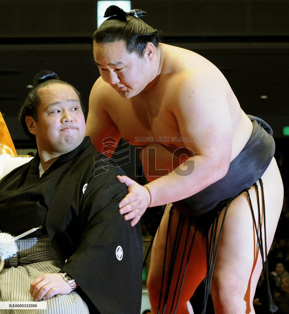 Sumo champ Asashoryu stays mum on allegation of violence
