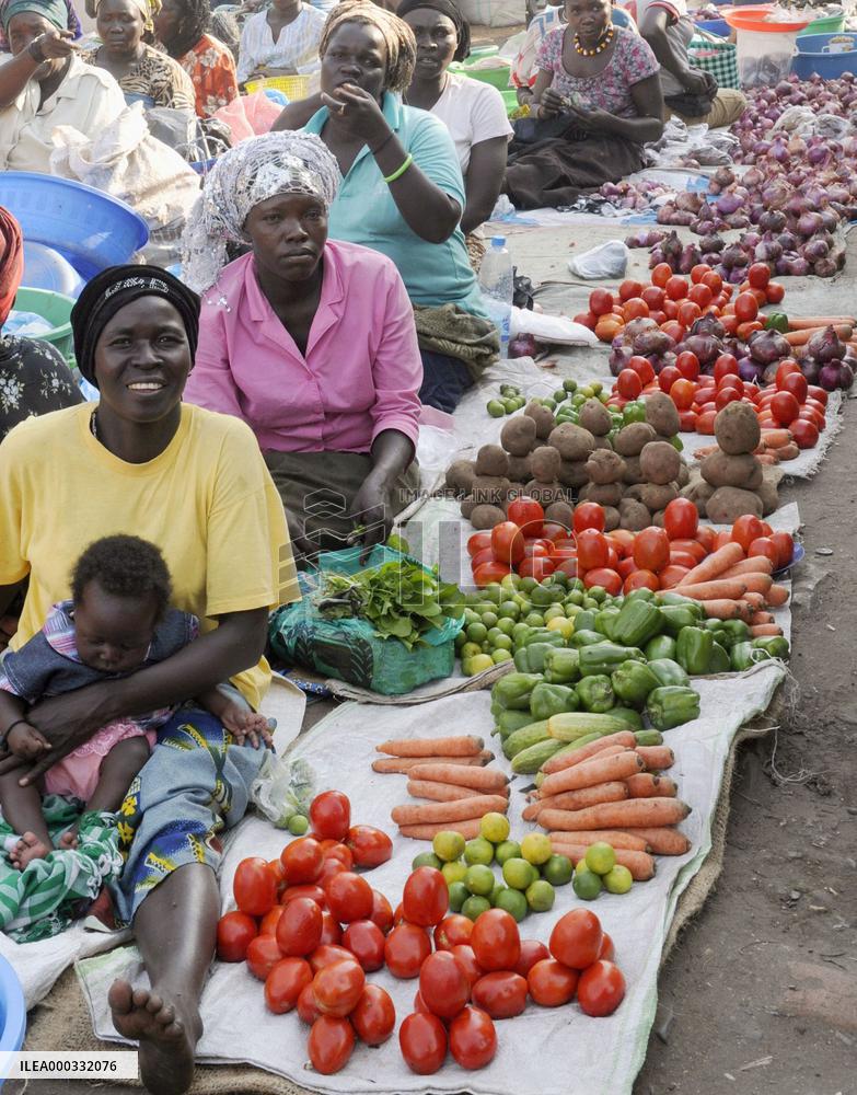 Market in S. Sudan capital