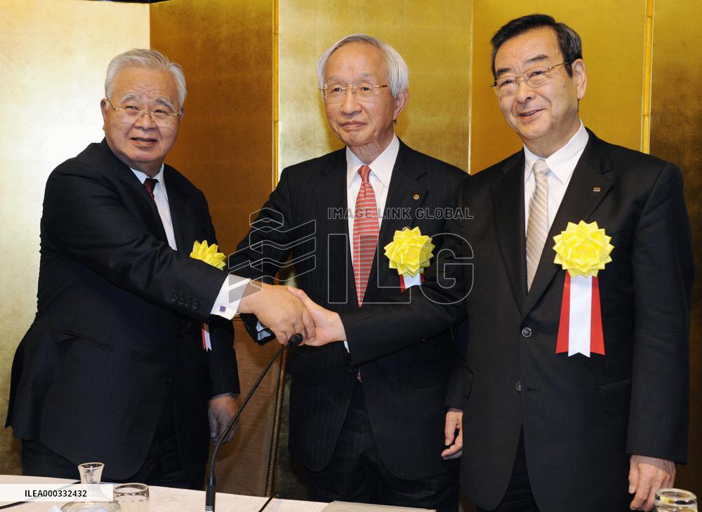 Business leaders urge Japan to join TPP