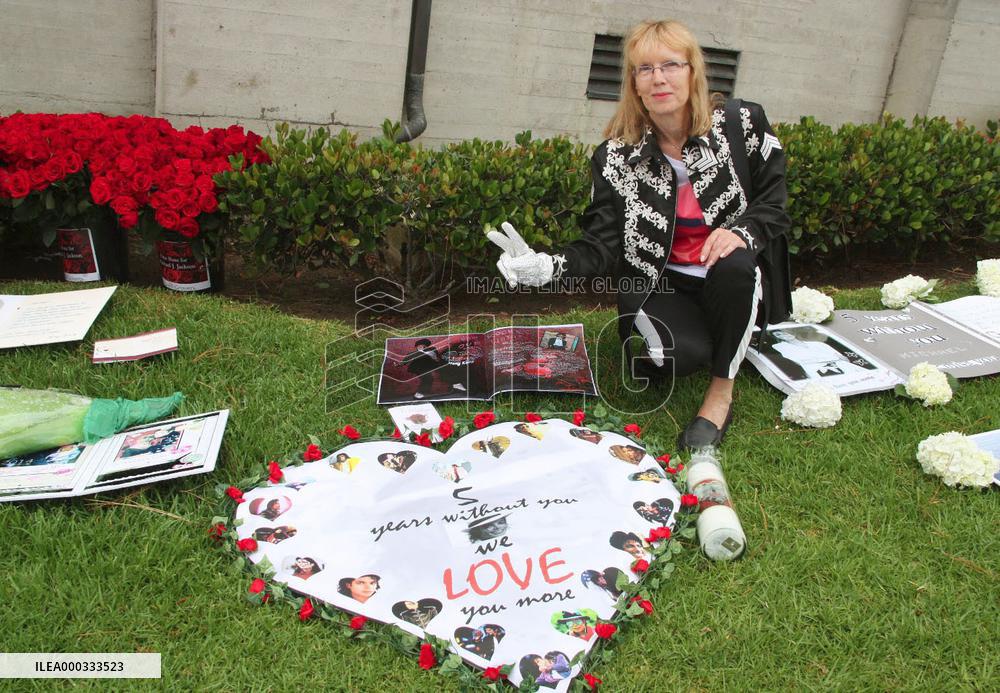 5 years after Michal Jackson's death