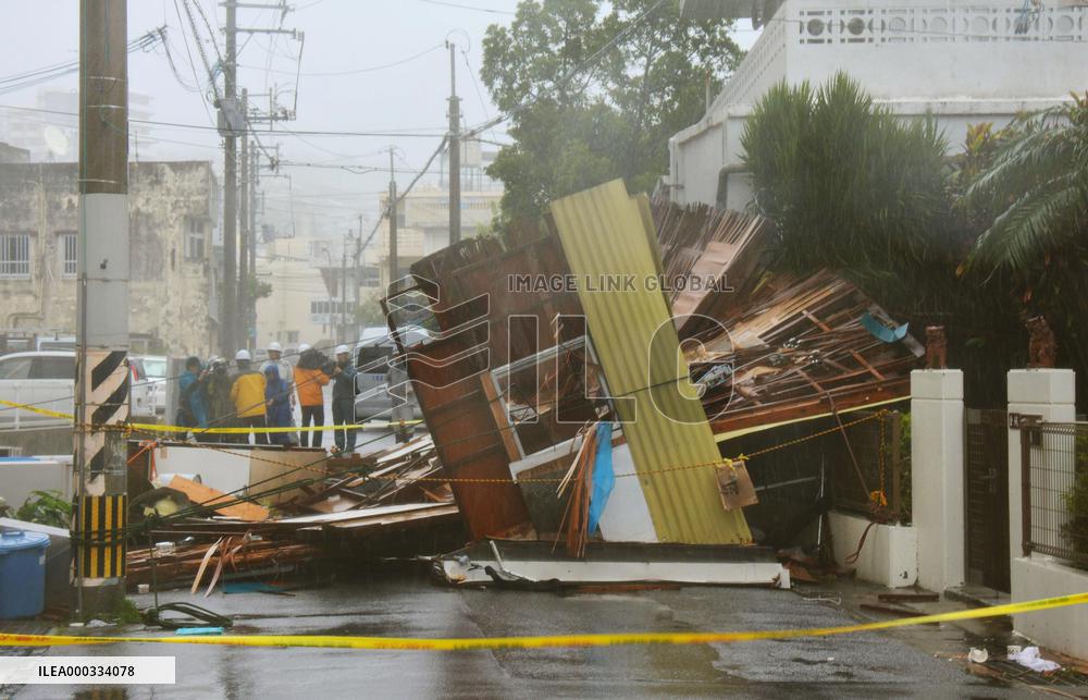 Powerful typhoon approaches Okinawa amid storm surge warning