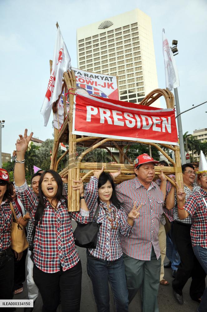 Rival camps declare victory in Indonesia presidential election
