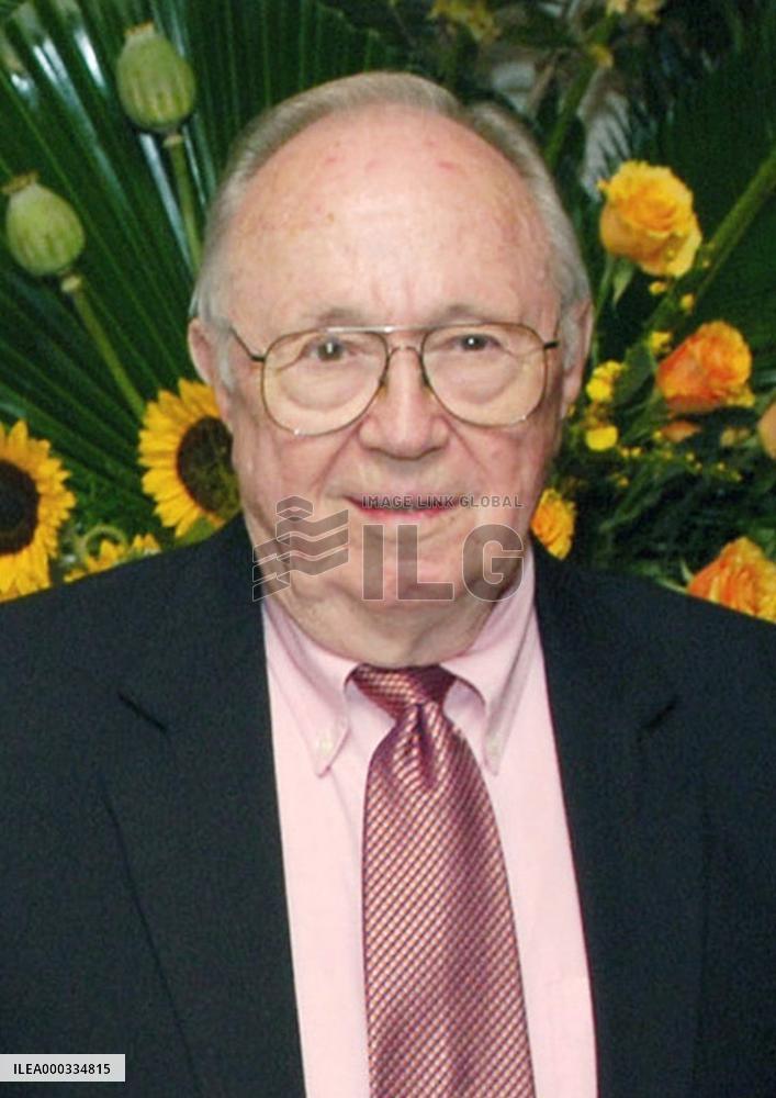 Last survivor of 12-member Enola Gay bomber crew dies