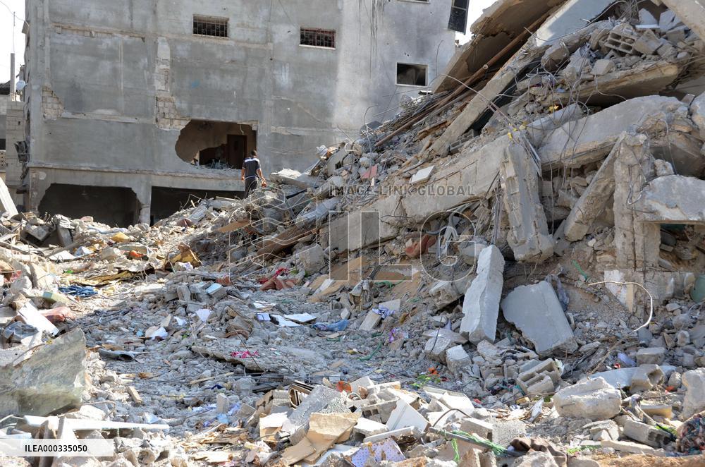 Buildings in ruins after Gaza bombardment