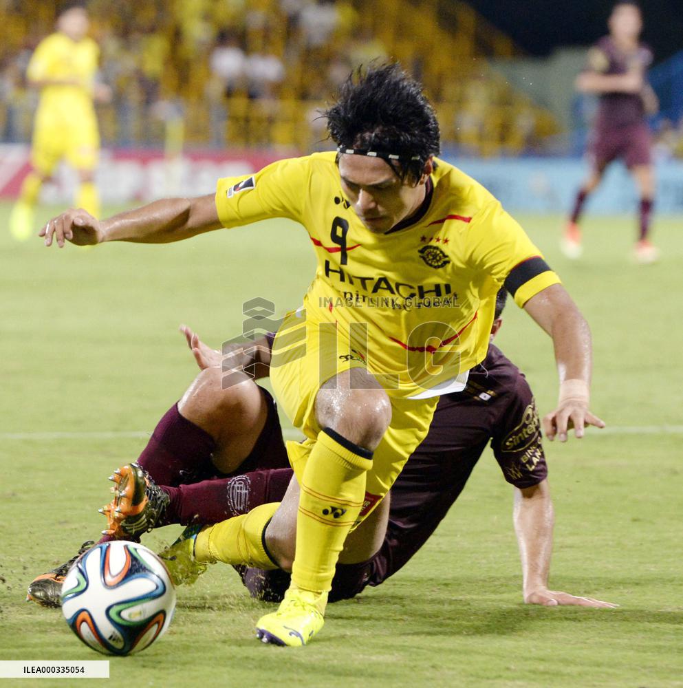 Kudo gets penalty kick, helps Kashiwa win Suruga Bank title