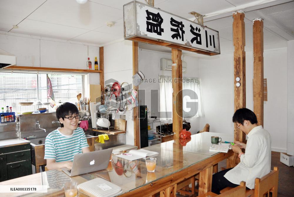 College students renovate vacant houses, stores