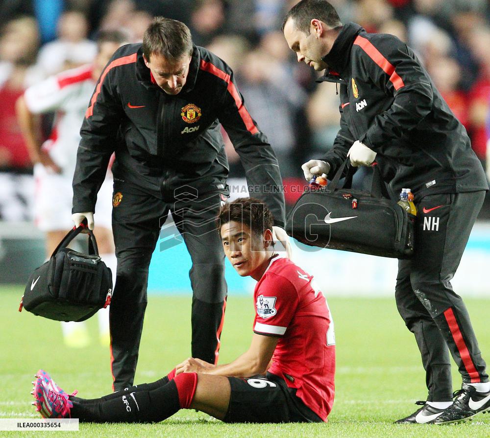 Kagawa suffers concussion in League Cup match