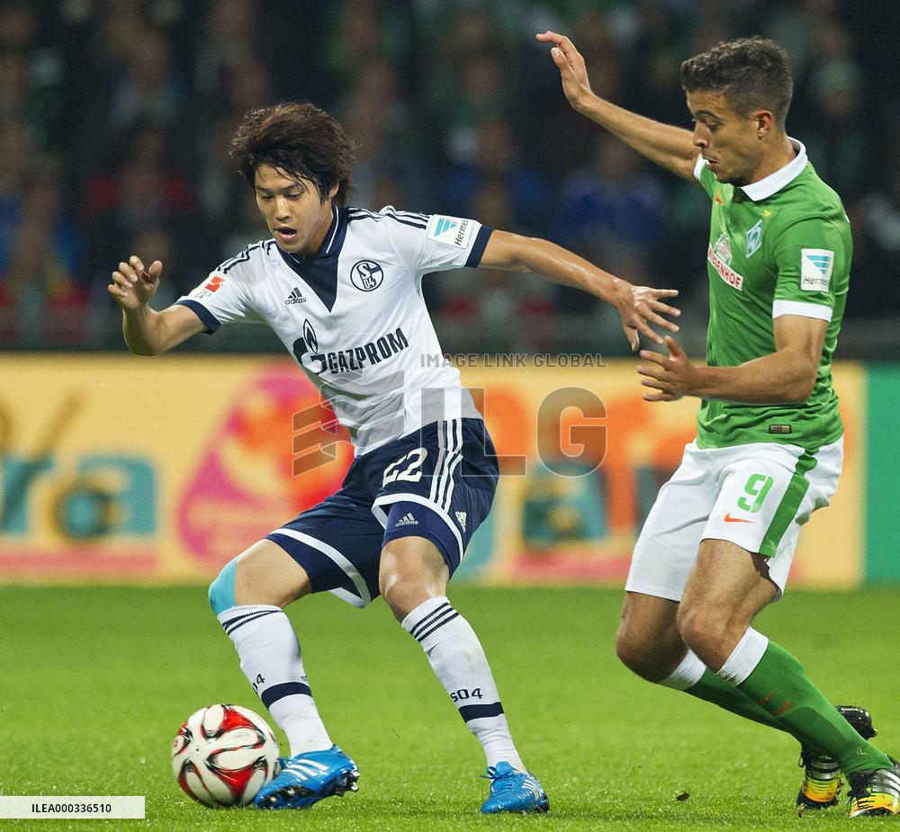 Uchida returns as Schalke beat Bremen in Bundesliga