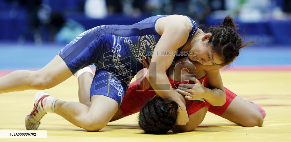 Japan's Yoshida wins women's 55 kg freestyle wrestling