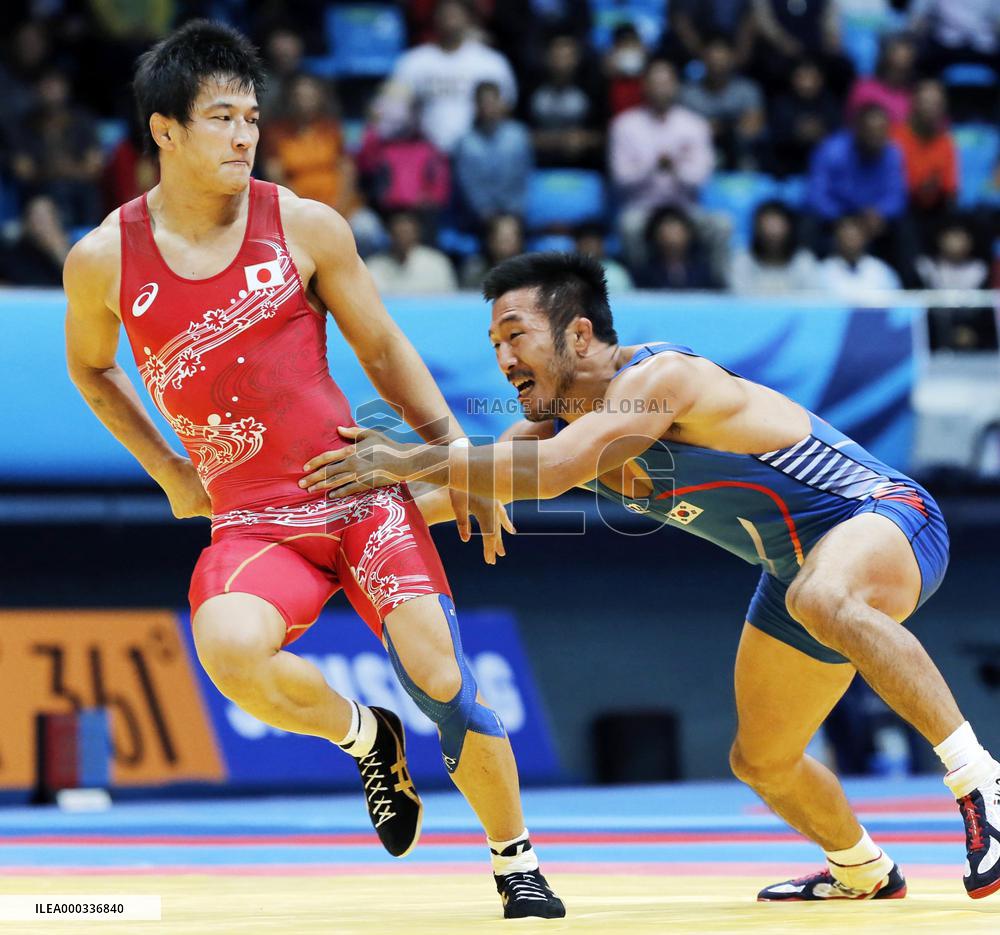 Matsumoto wins silver in men's Greco-Roman 66 kg