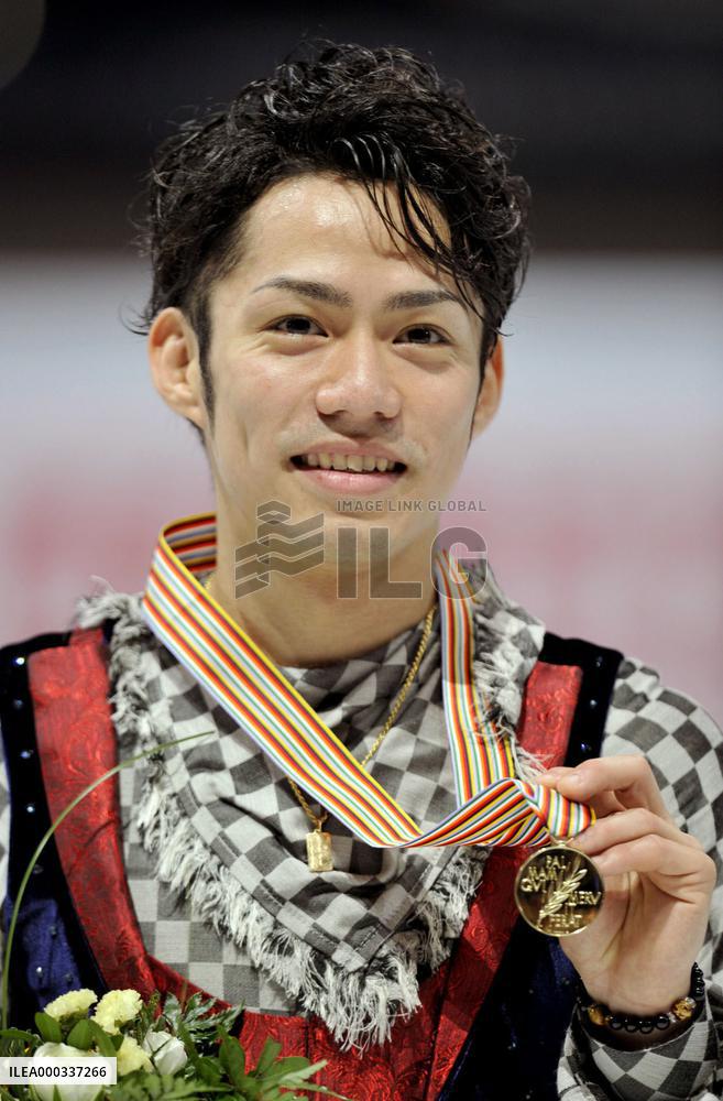 Olympic figure skating bronze medalist Takahashi to retire