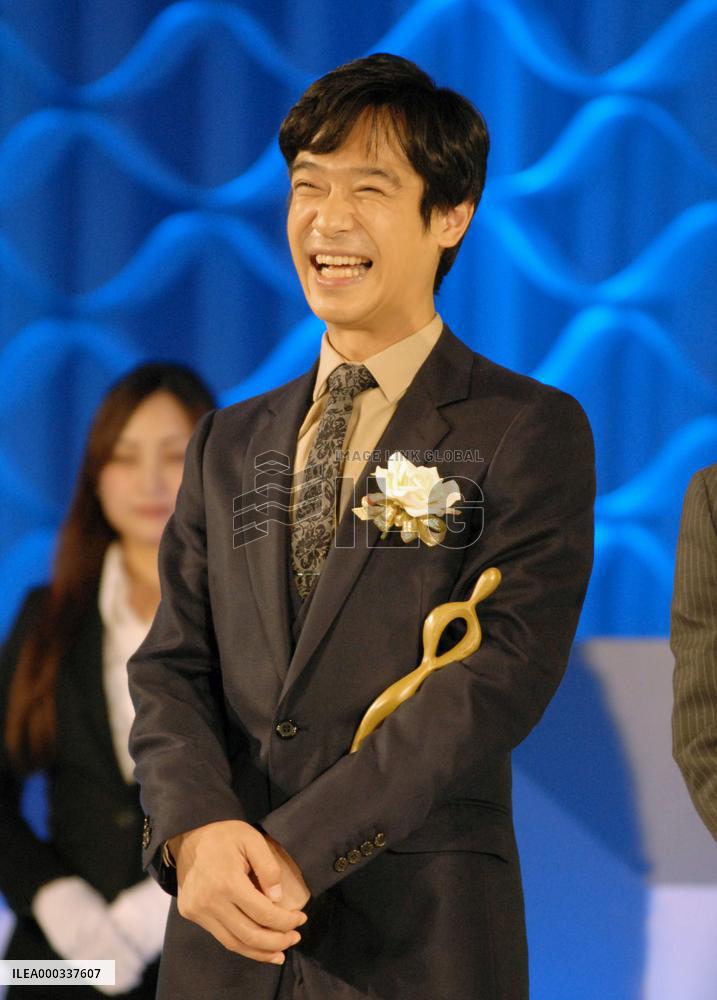 Actor Sakai's 'Hanzawa Naoki' wins top TV drama award