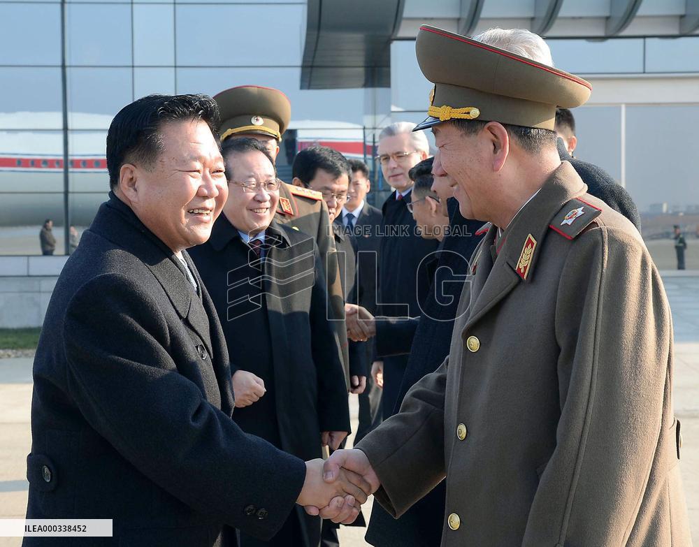 N. Korea's special envoy leaves for Russia